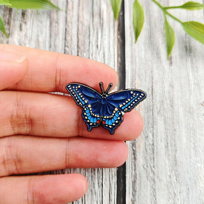 Orijinal Tasarım Vintage Metal - Vintage Collectible Pins incelemesi ve fiyatı