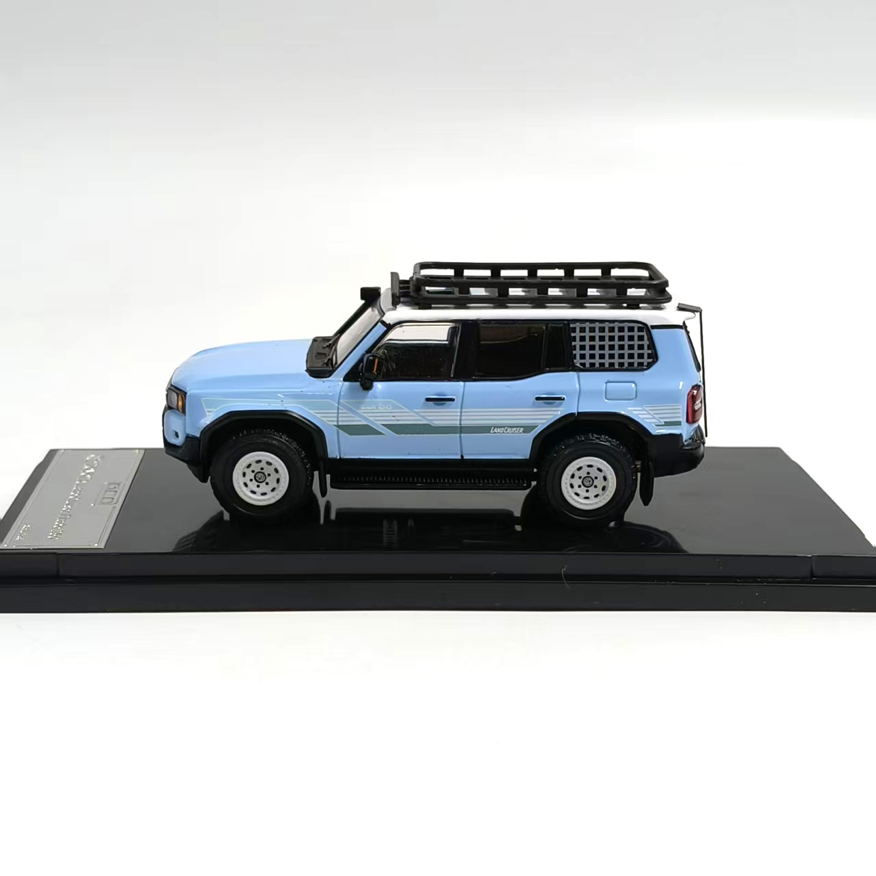 Döküm DCM 1:64 Ölçekli LC250 V - Vintage And Collectible Toys incelemesi ve fiyatı